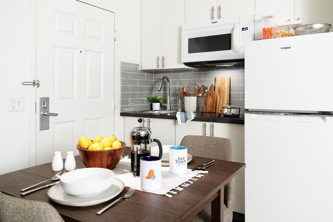 Intown Suites Extended Stay San Antonio Tx - Airport Экстерьер фото