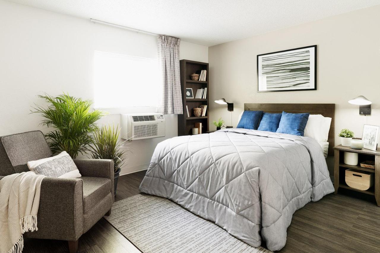 Intown Suites Extended Stay San Antonio Tx - Airport Экстерьер фото