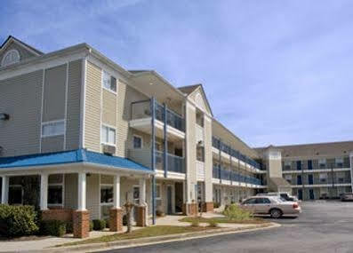 Intown Suites Extended Stay San Antonio Tx - Airport Экстерьер фото